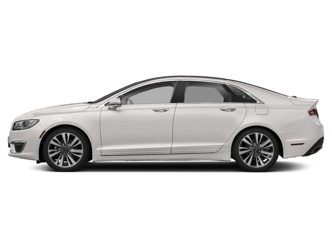 Used 2020 White Platinum Metallic Tri-Coat Lincoln Reserve image 13