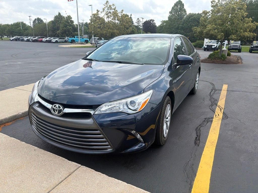 Used 2015 Blue Toyota LE image 6