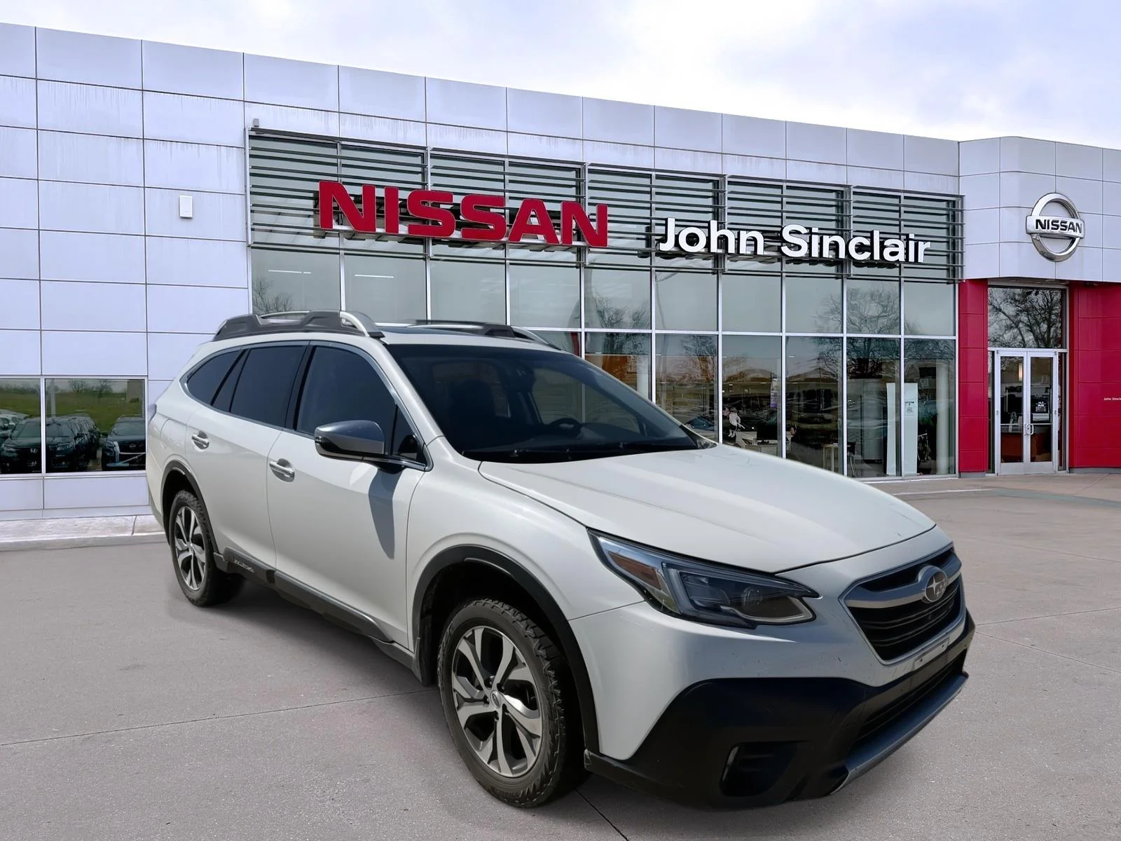 2021 Subaru Outback Touring's photo