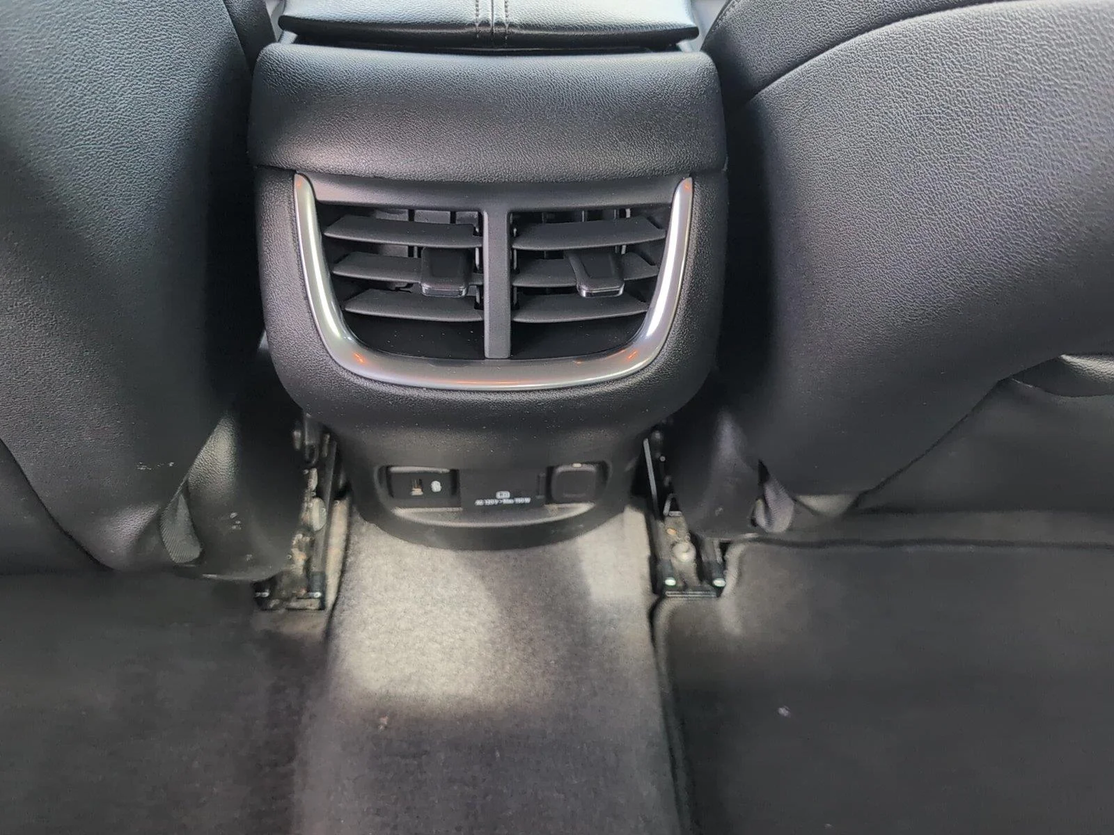 Used 2024 Summit White Chevrolet 2LT image 20