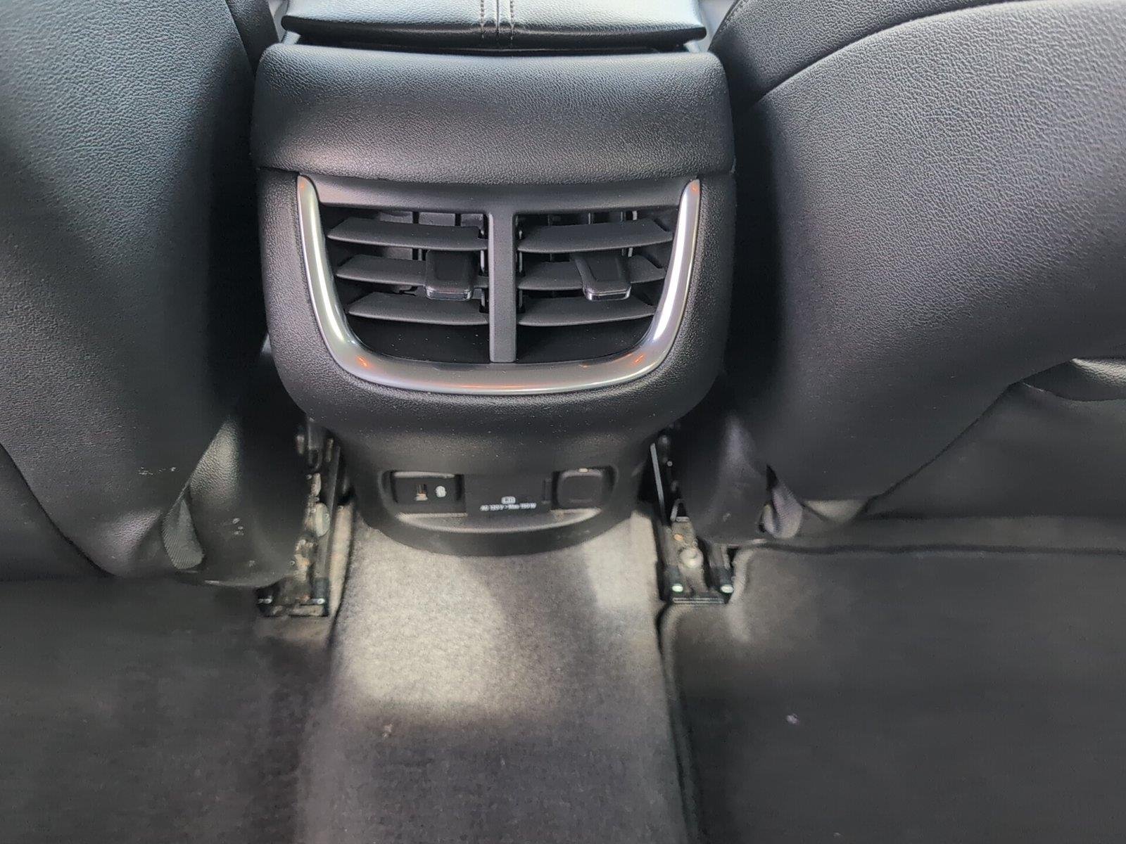 Used 2024 Summit White Chevrolet 2LT image 20