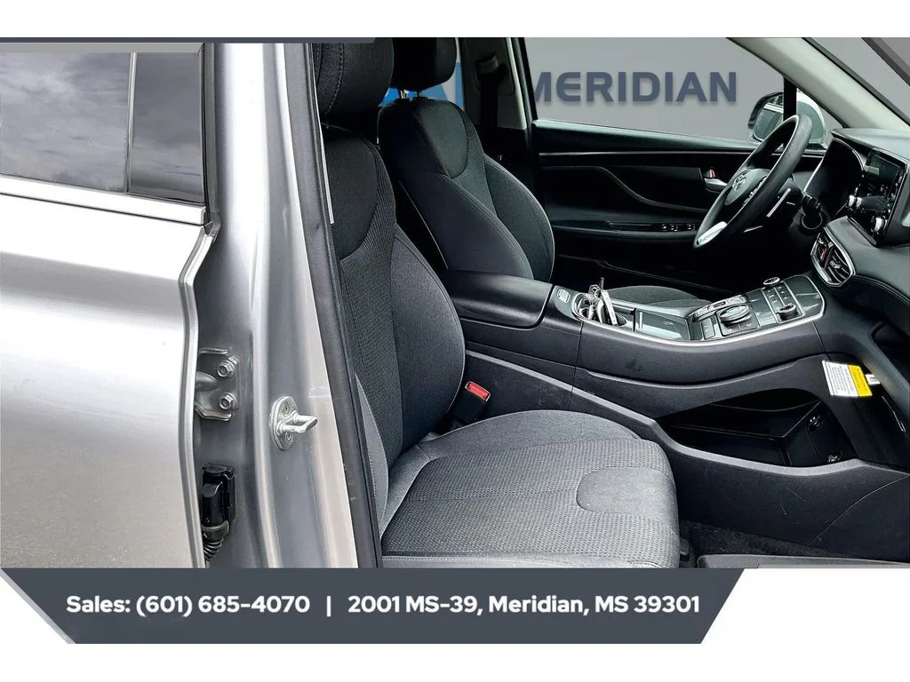 Used 2022 Shimmering Silver Hyundai SEL image 6