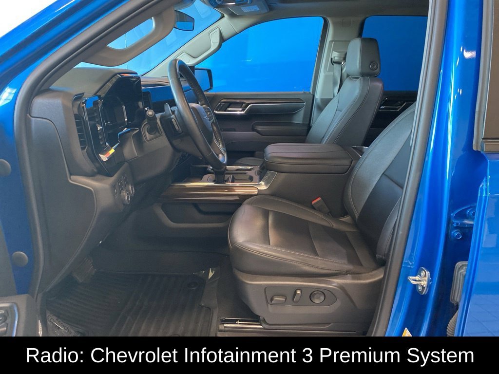 Used 2023 Blue Chevrolet RST image 11