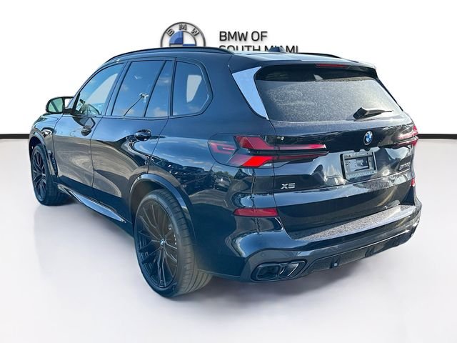 New 2026 Black BMW M60i image 4