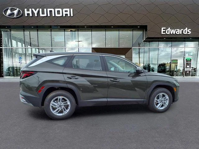New 2026 Green Hyundai SE image 8