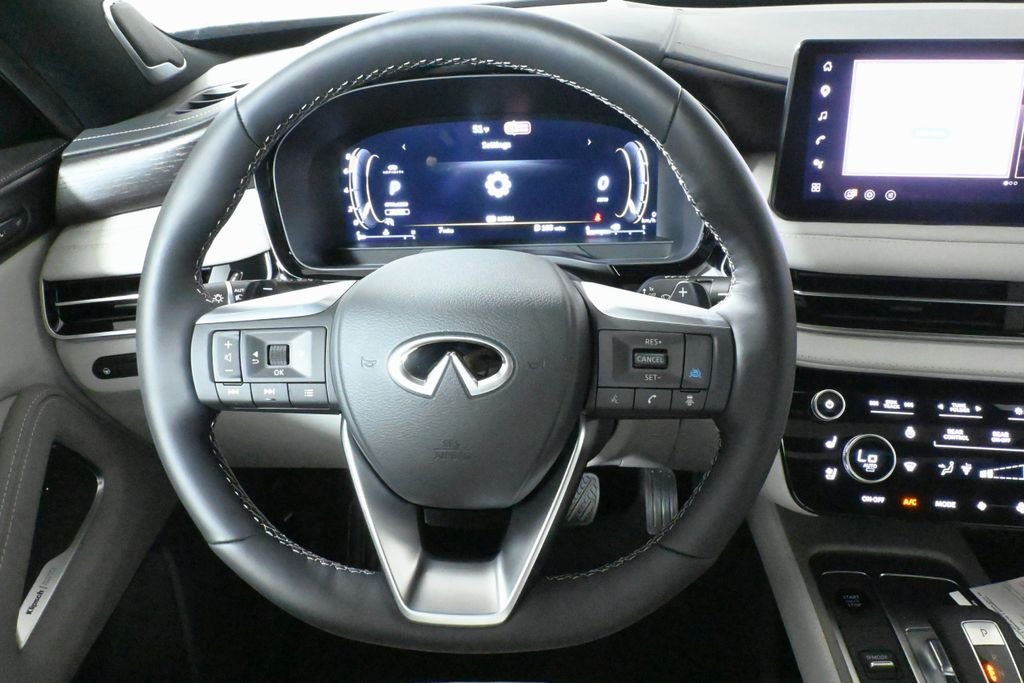 New 2026 2T DEEP EMRLD INFINITI Autograph AWD image 18