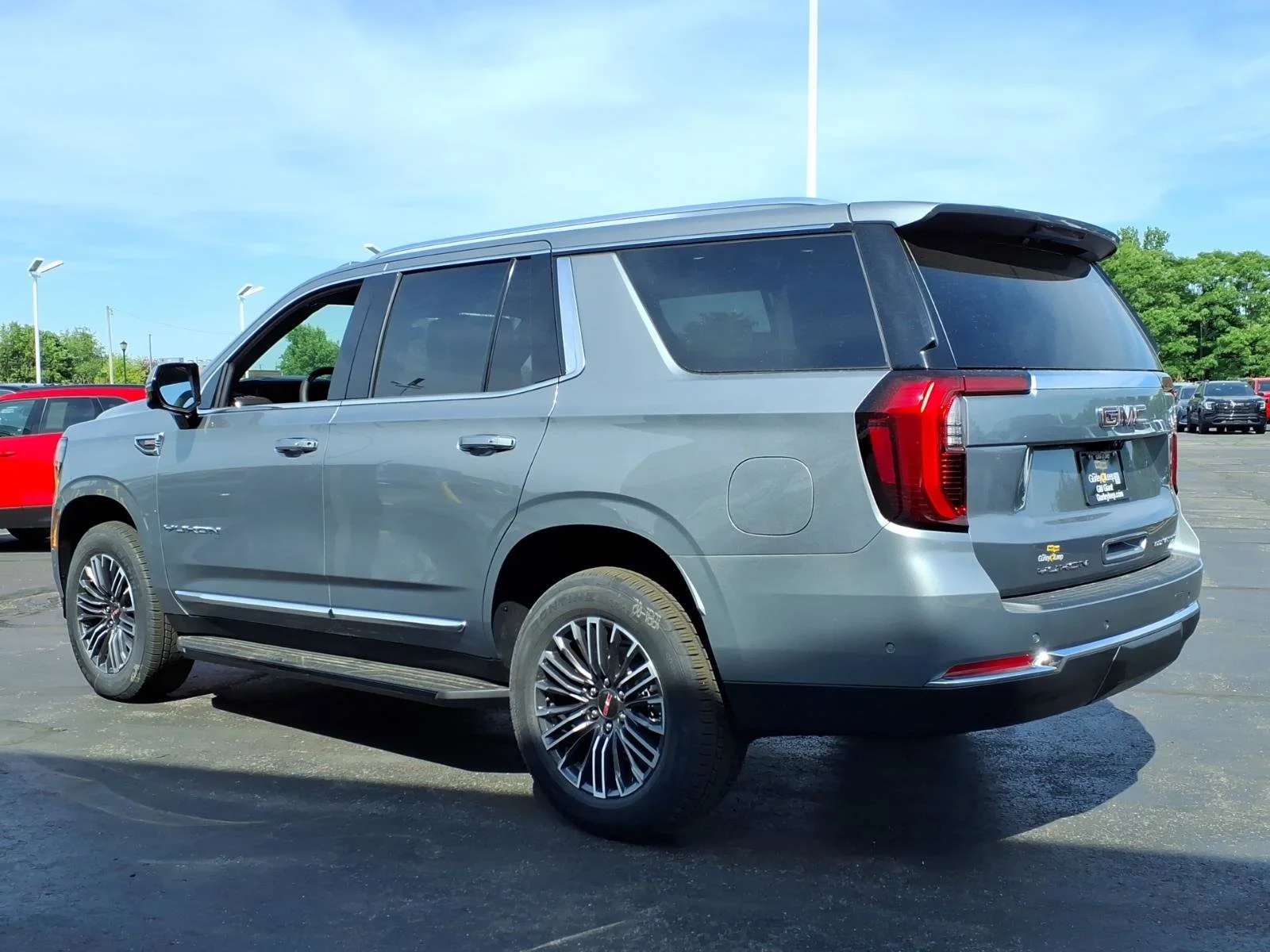 New 2026 Sterling Metallic GMC Elevation image 10