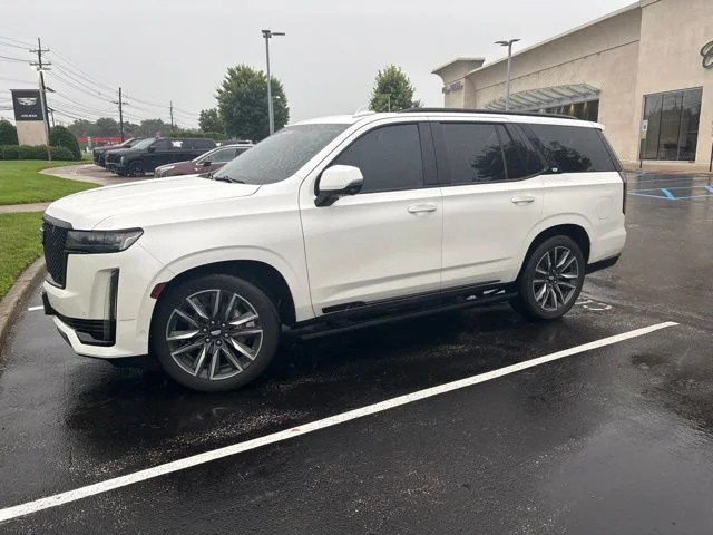 Used 2021 White Cadillac Sport image 1