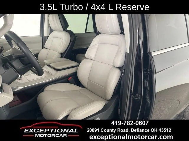 Used 2025 Black Lincoln Reserve image 33