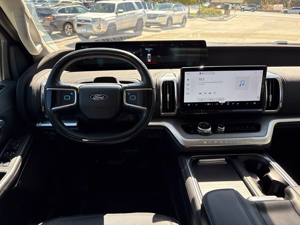 Used 2025 Black Ford Platinum image 14