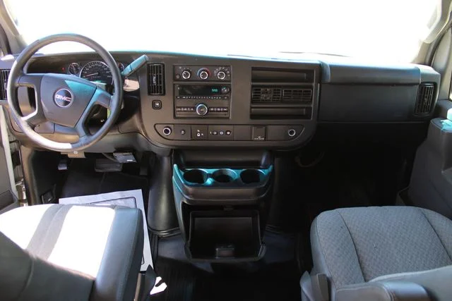 Used 2018 White GMC Work Van image 26
