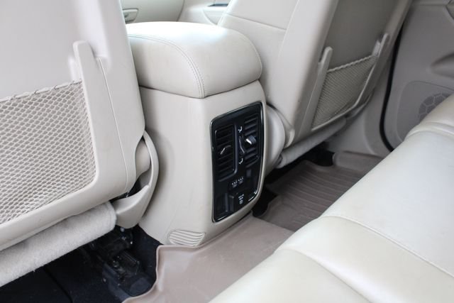 Certified Used 2020 Velvet Jeep Limited image 23