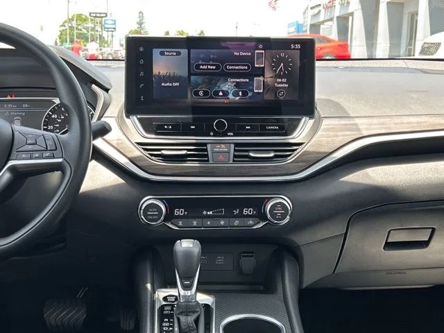 New 2026 Scarlet Nissan 2.5 SV image 20