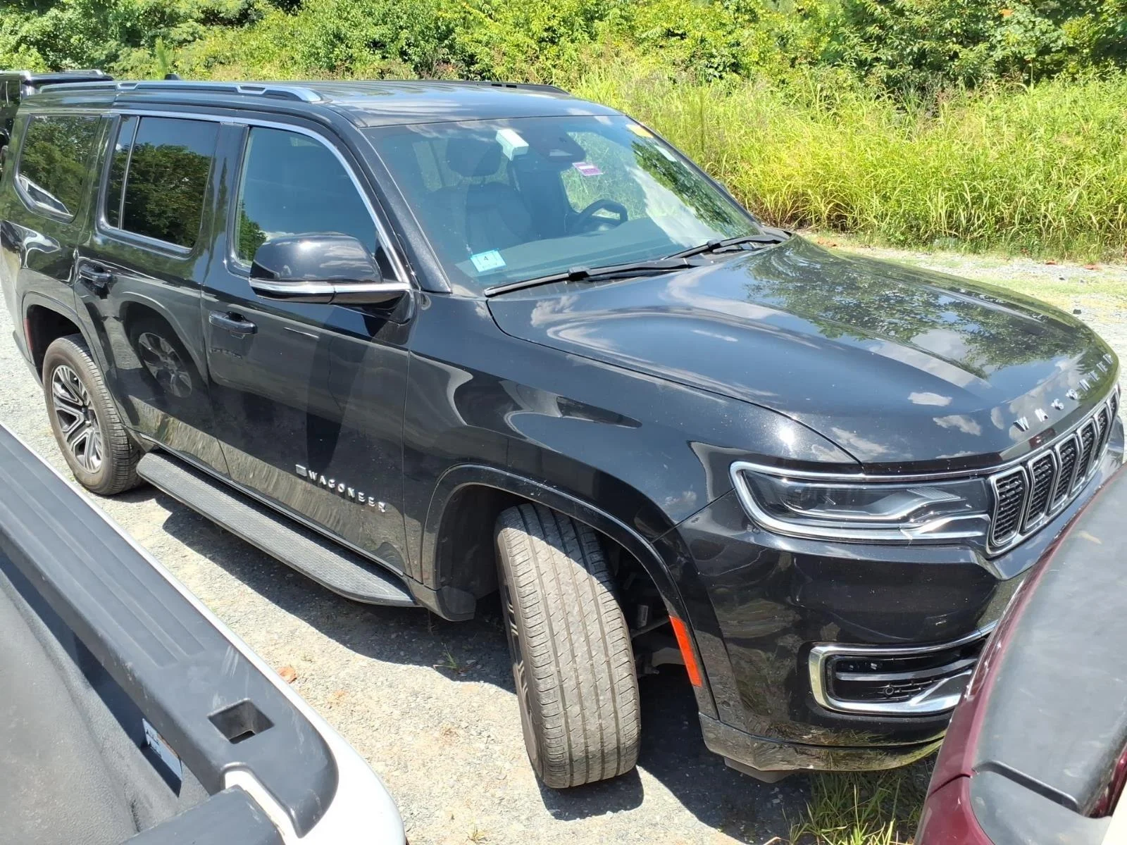Used 2024 Diamond Black Crystal Pearlcoat Jeep Series II image 13