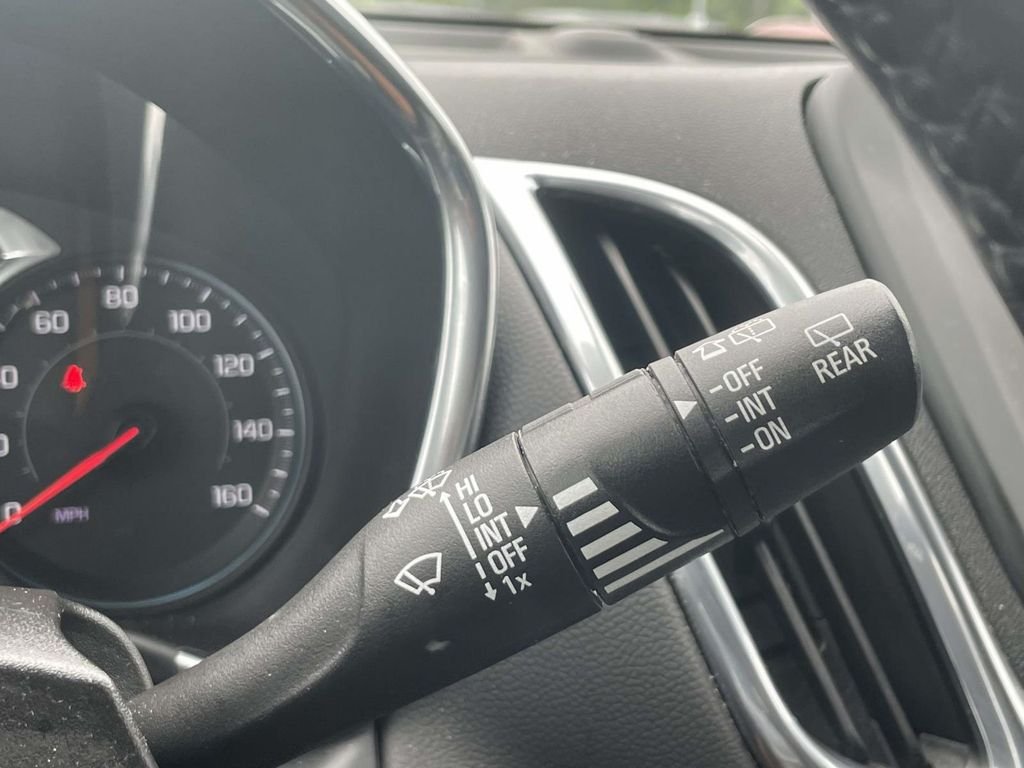 Used 2021 Blue Chevrolet LT image 26