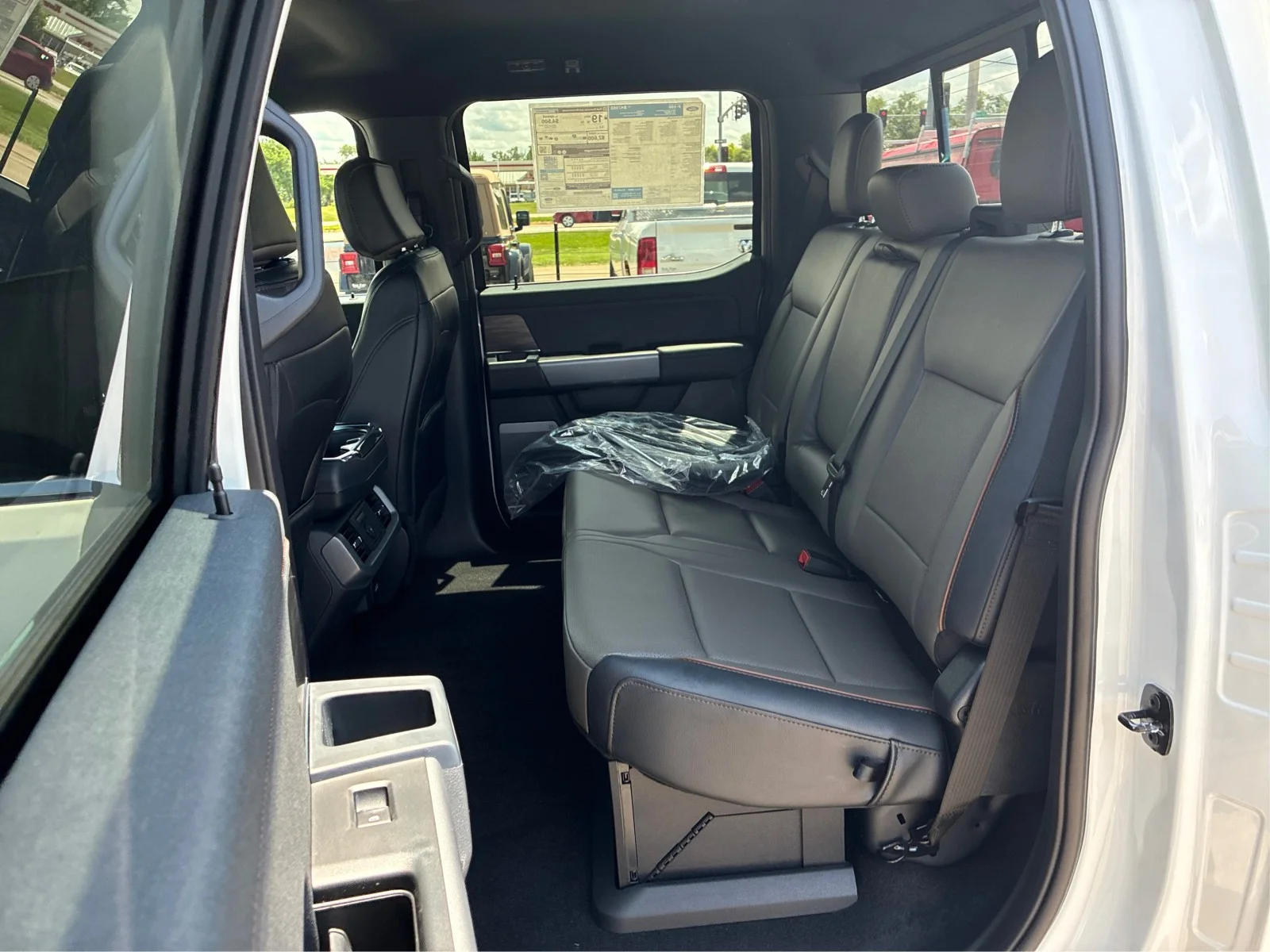 New 2026 Star White Metallic Tri-Coat Ford Lariat® image 10