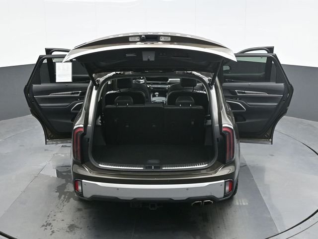 Used 2024 Green Kia SX-Prestige image 27