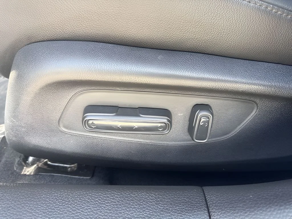Used 2024 Silver Acura Base image 10