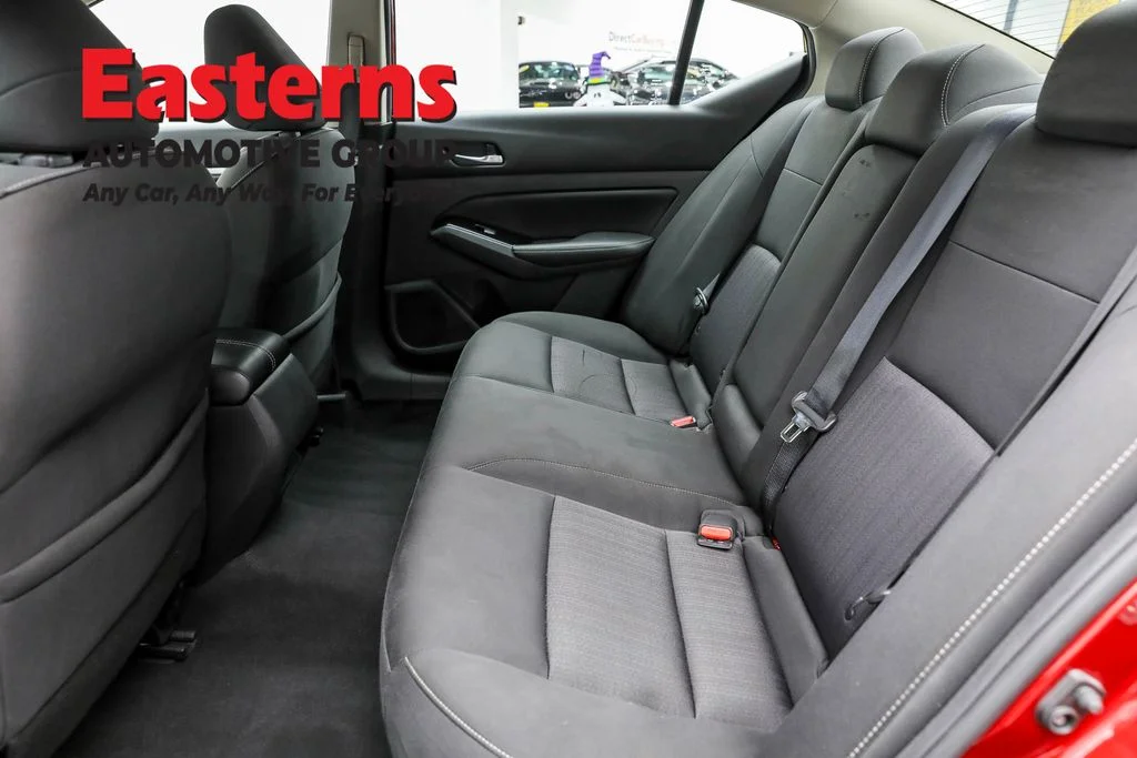 Used 2021 Red Nissan 2.5 SV image 21