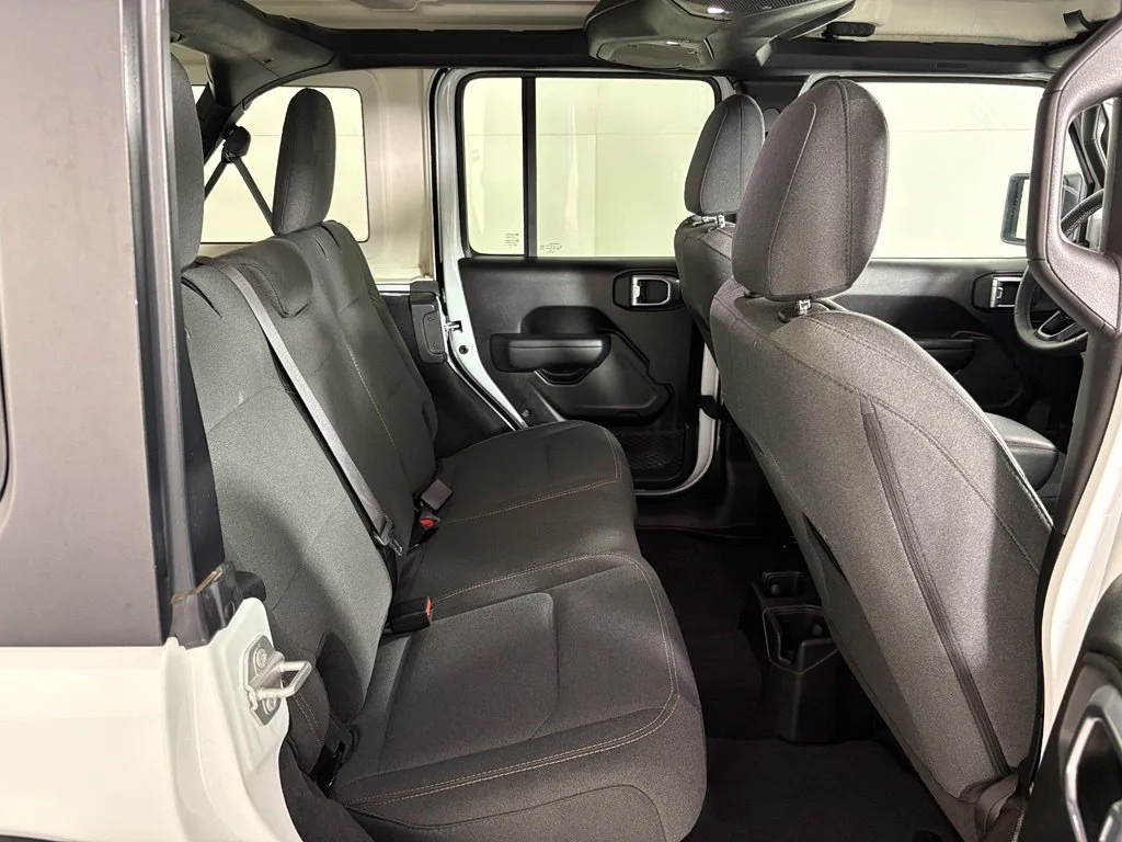 Used 2025 White Jeep Sport S image 38
