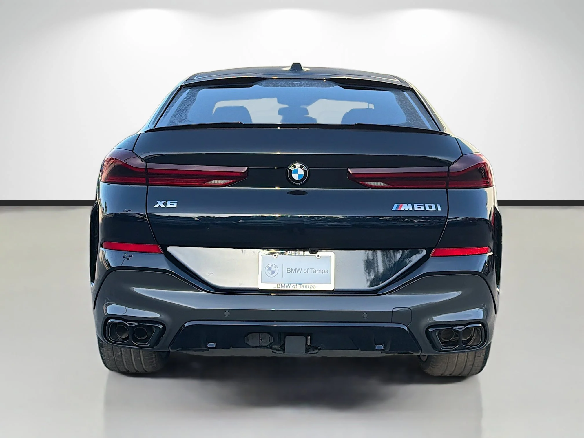 New 2027 Carbon Black Metallic BMW M60i image 4