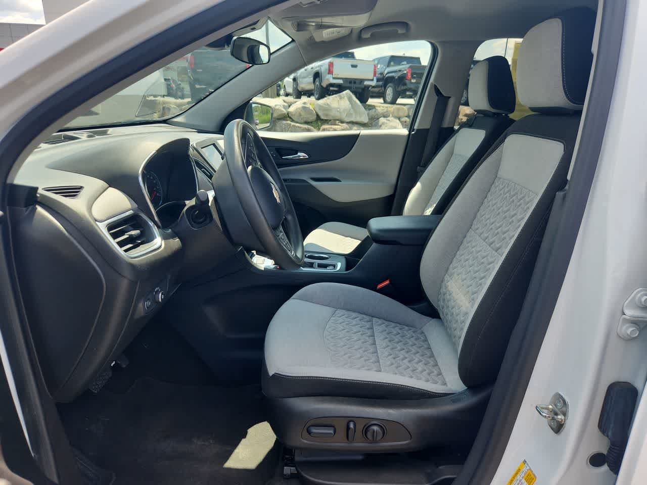 Used 2024 Summit White Chevrolet LS image 13