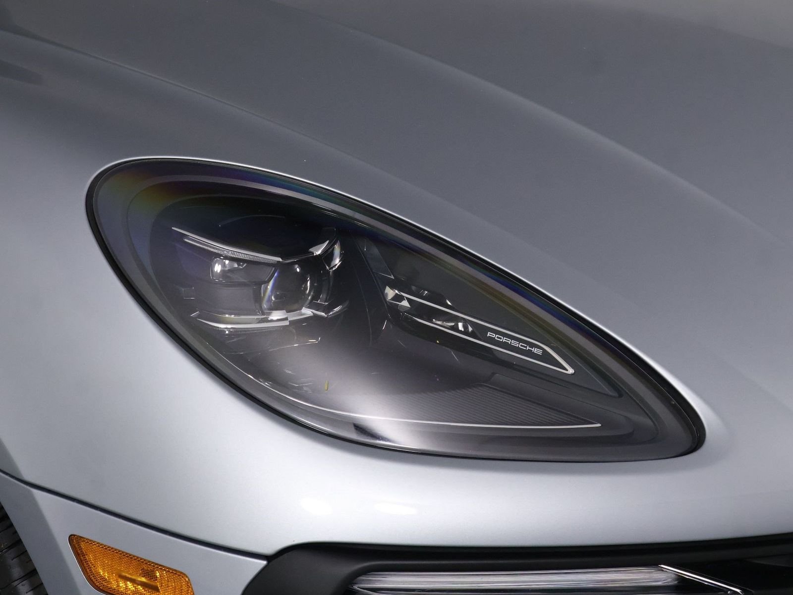 Certified Used 2026 Dolomite Silver Metallic Porsche  image 28