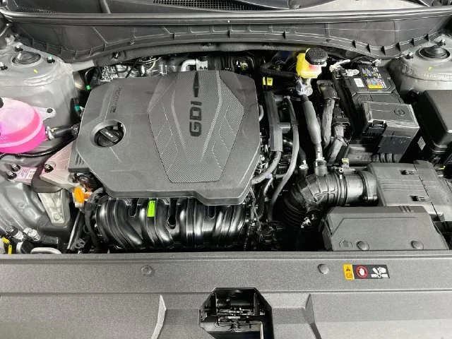 New 2027 Gray Hyundai SE image 22