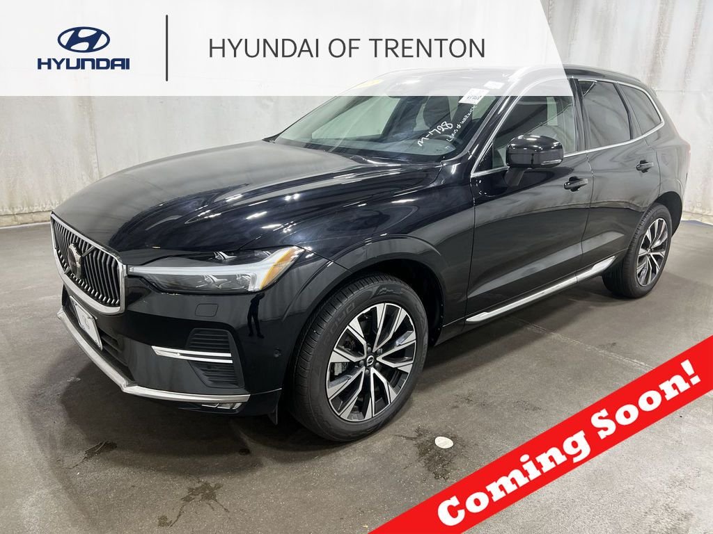 2023 Volvo XC60 B5 Plus Bright Theme AWD's photo