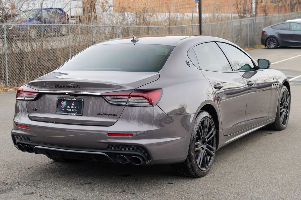 Used 2023 Grigio Maratea Metallic Maserati Modena Q4 image 7