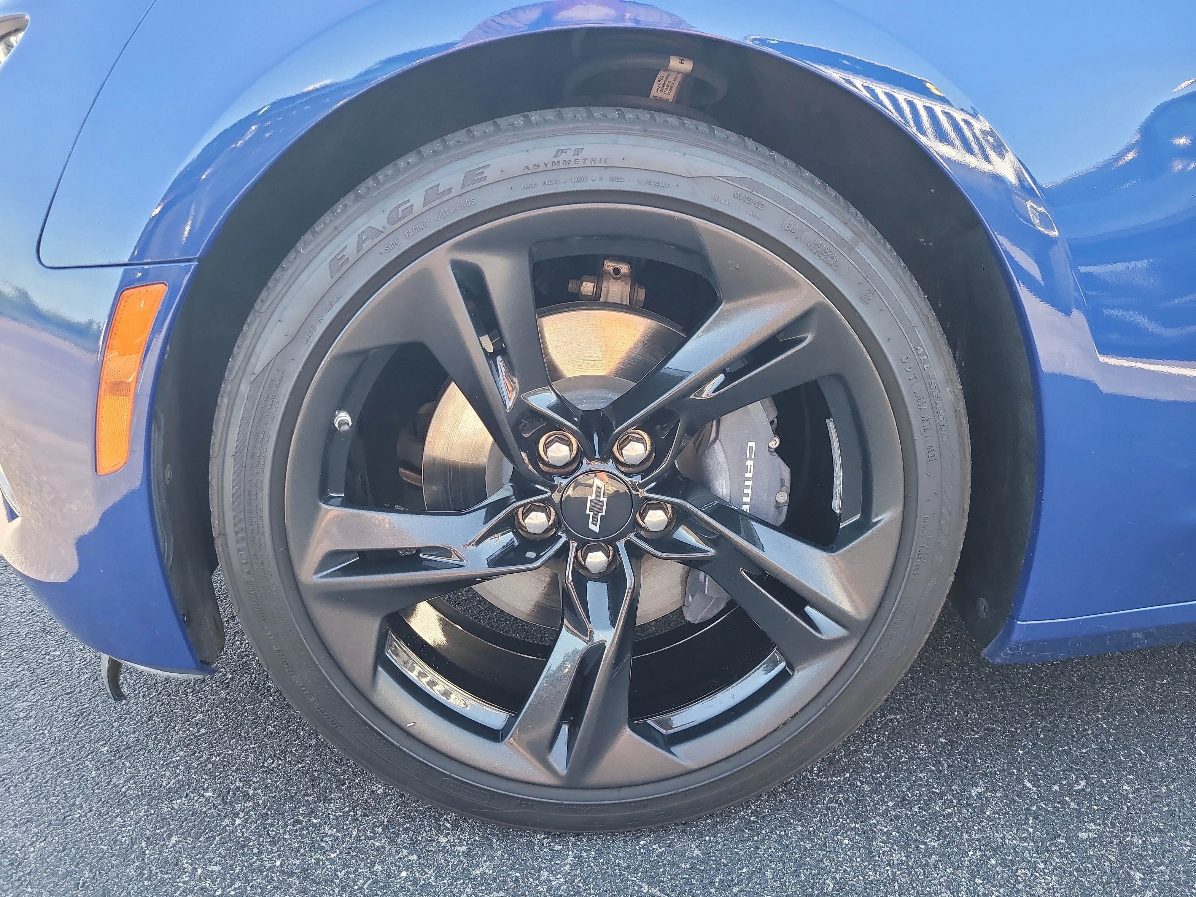 Used 2022 Riverside Blue Metallic Chevrolet LT1 image 9