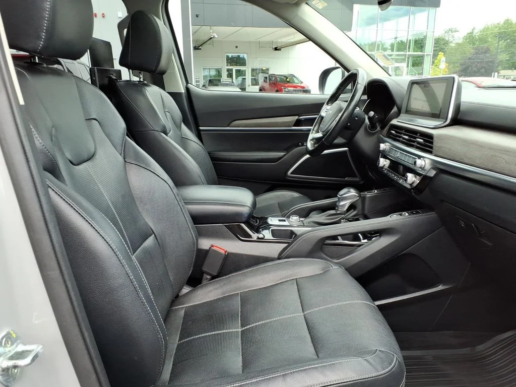 Certified Used 2022 Gray Kia EX image 8