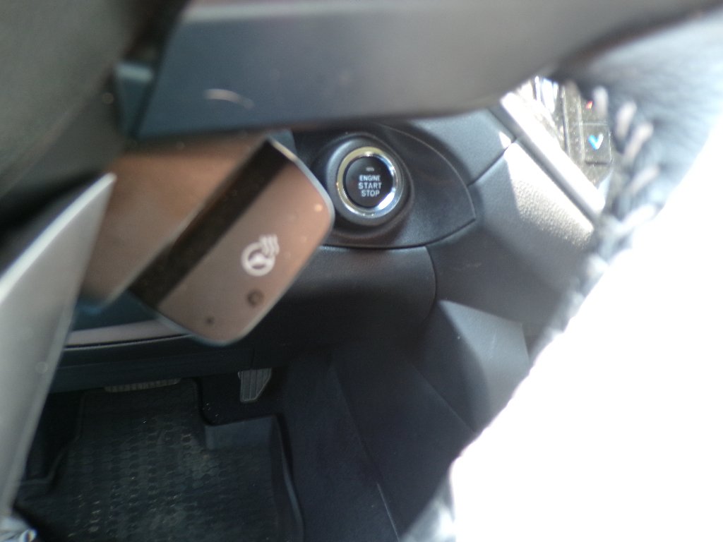 Used 2023 Crystal White Pearl Subaru Limited image 25