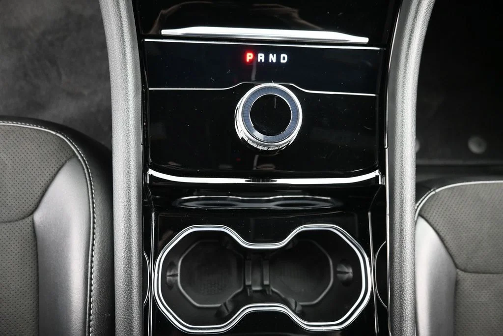 Used 2023 Silver Jeep Altitude image 22