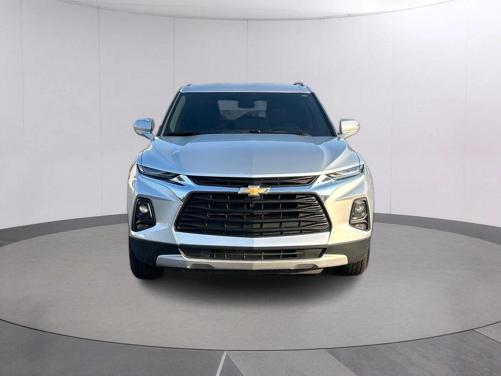 Used 2021 SILVER ICE METALLIC Chevrolet LT image 10