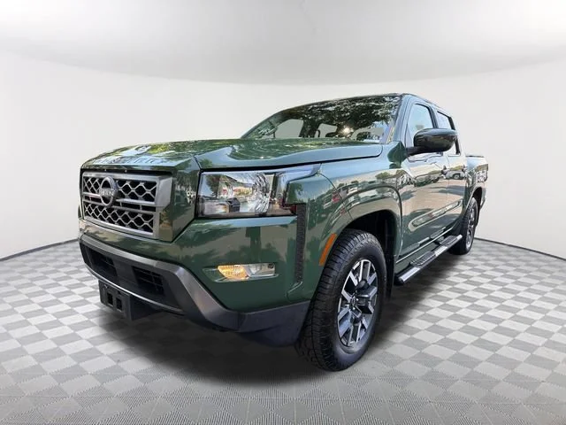 Used 2022 Green Nissan Crew Cab SV 4x2 image 1