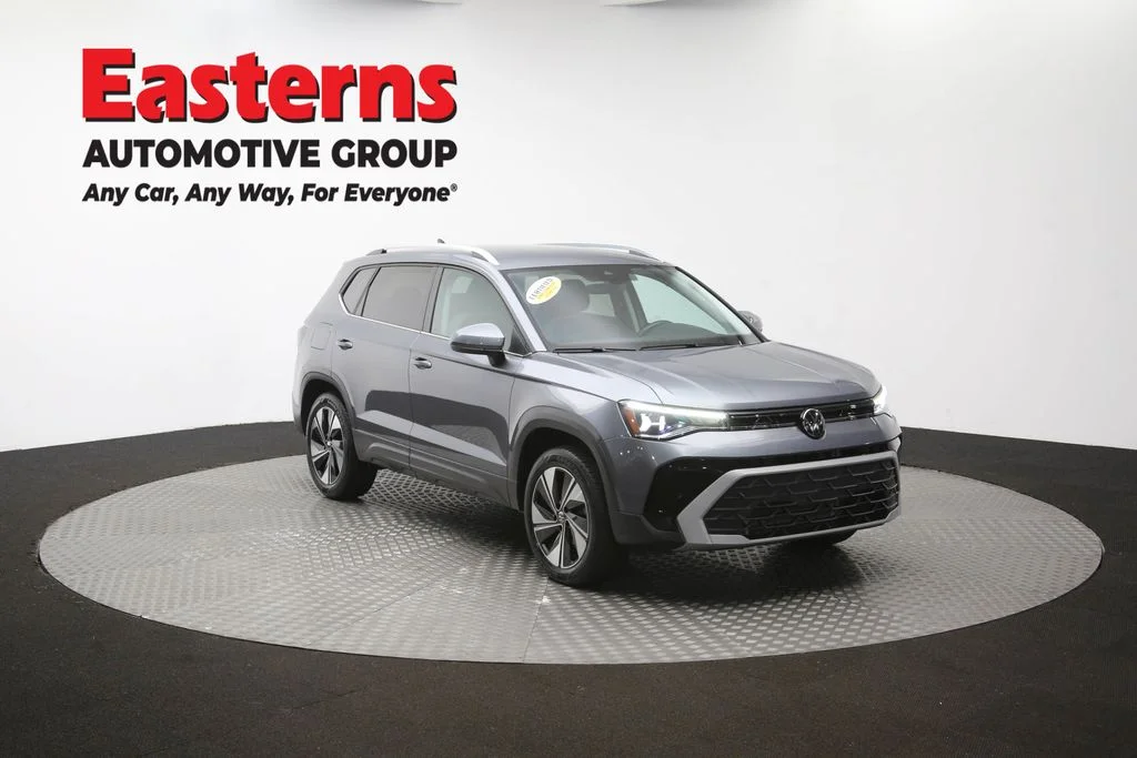 Used 2025 Gray Volkswagen 1.5T SE image 48
