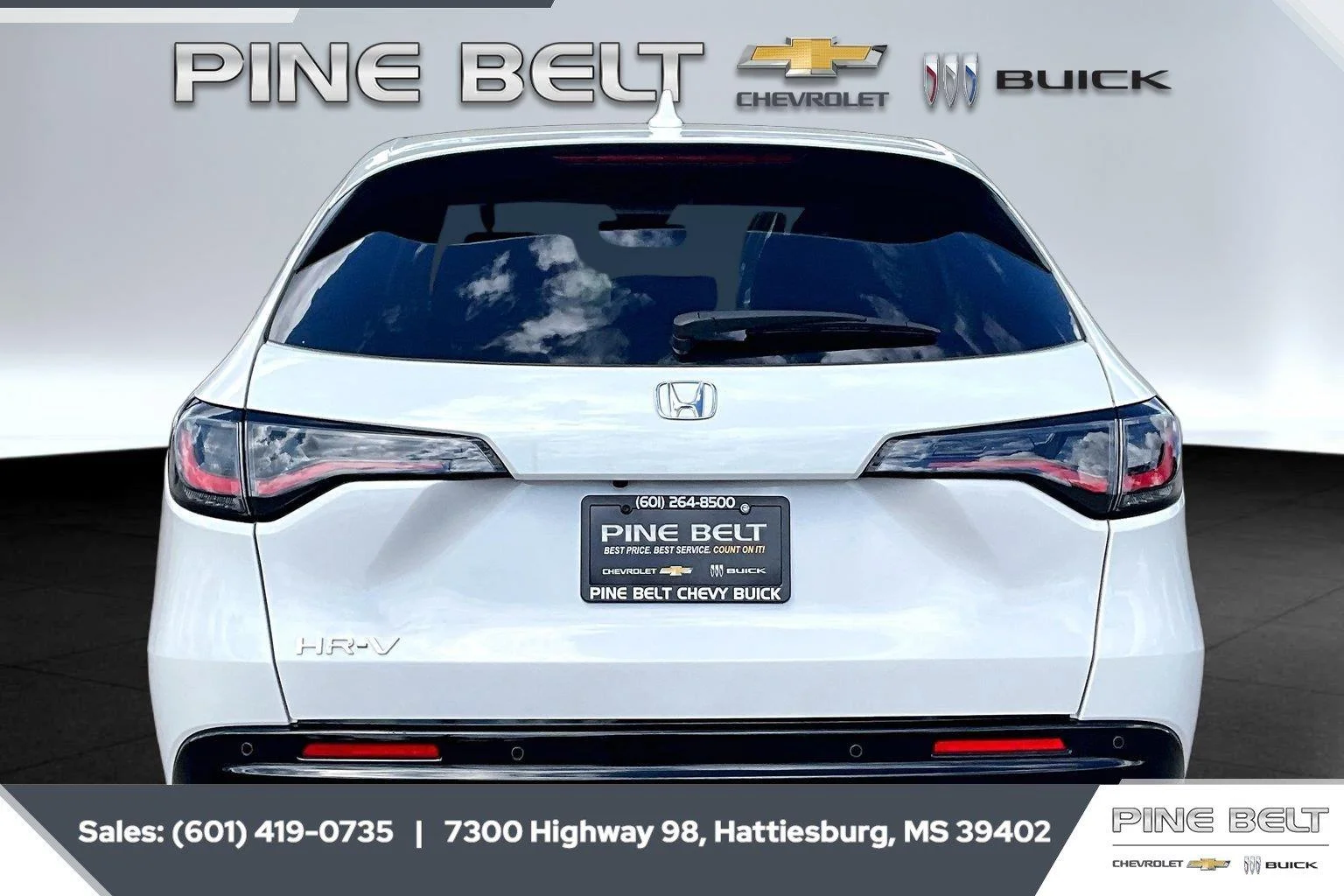 Used 2024 Platinum White Pearl Honda EX-L image 4