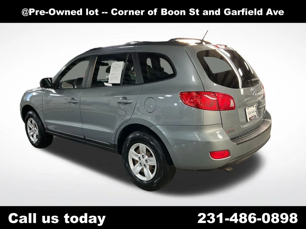Used 2009 Silver Hyundai GLS image 3