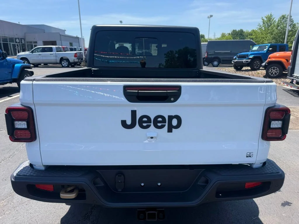 New 2026 White Jeep 85th Anniversary Edition image 4