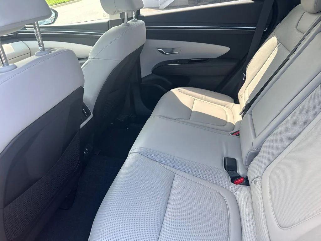 Used 2024 Amazon Gray Hyundai Limited image 11