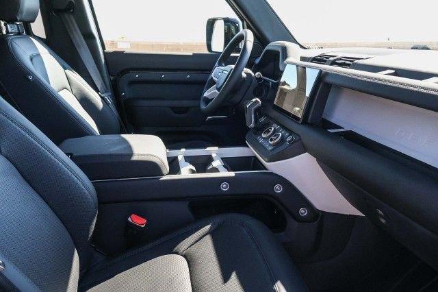 Certified Used 2025 Black Land Rover S image 12