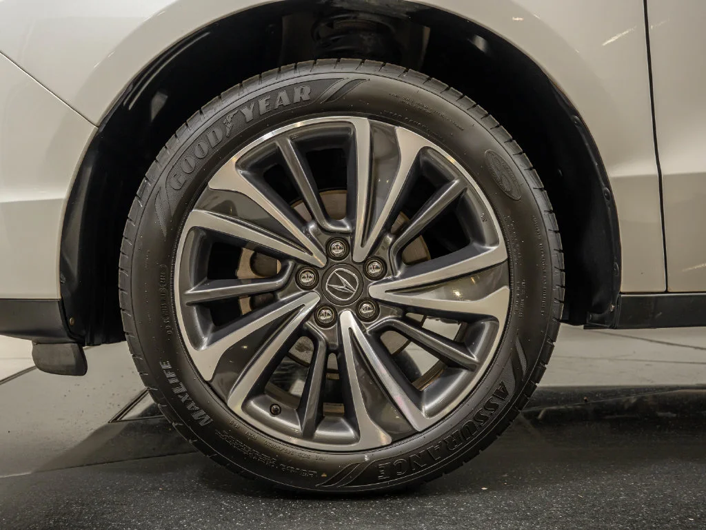 Used 2020 White Acura Technology image 13