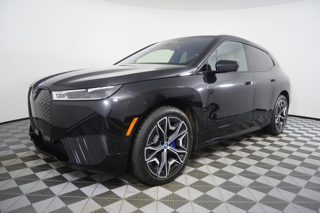 Certified Used 2024 Black Sapphire Metallic BMW xDrive50 image 7