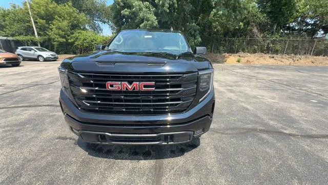 New 2026 Onyx Black GMC Elevation image 3