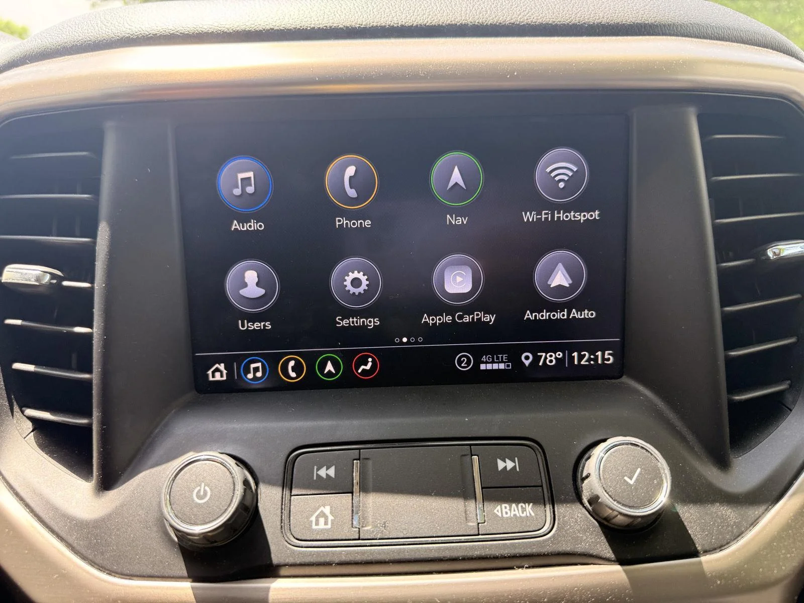 Used 2020 White Frost Tricoat GMC Denali image 19