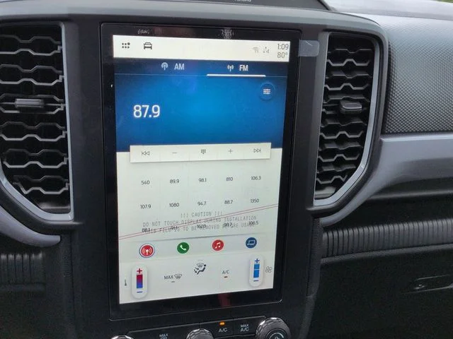 New 2026 Oxford White Ford XL image 18