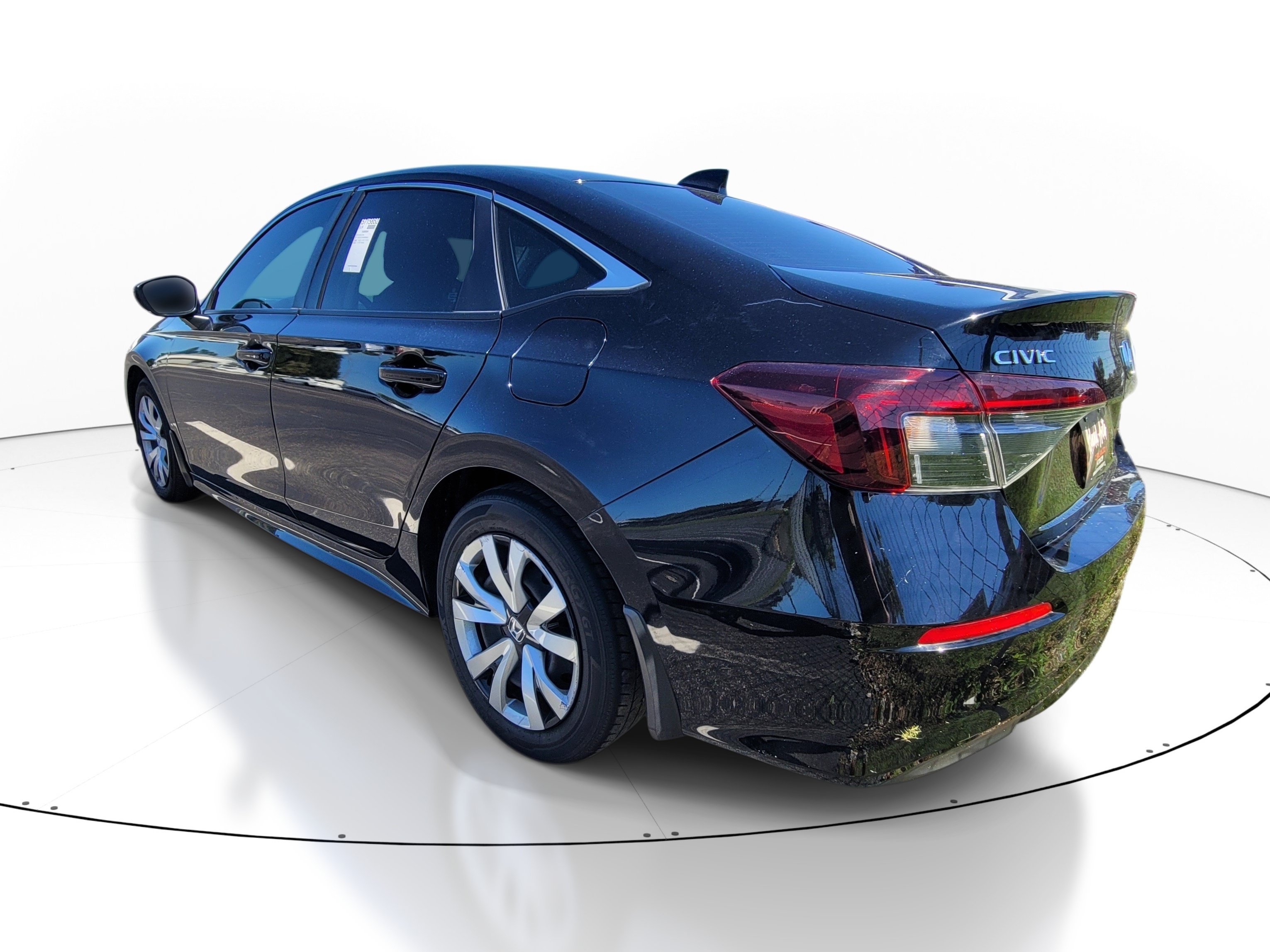 Used 2025  Honda LX image 5