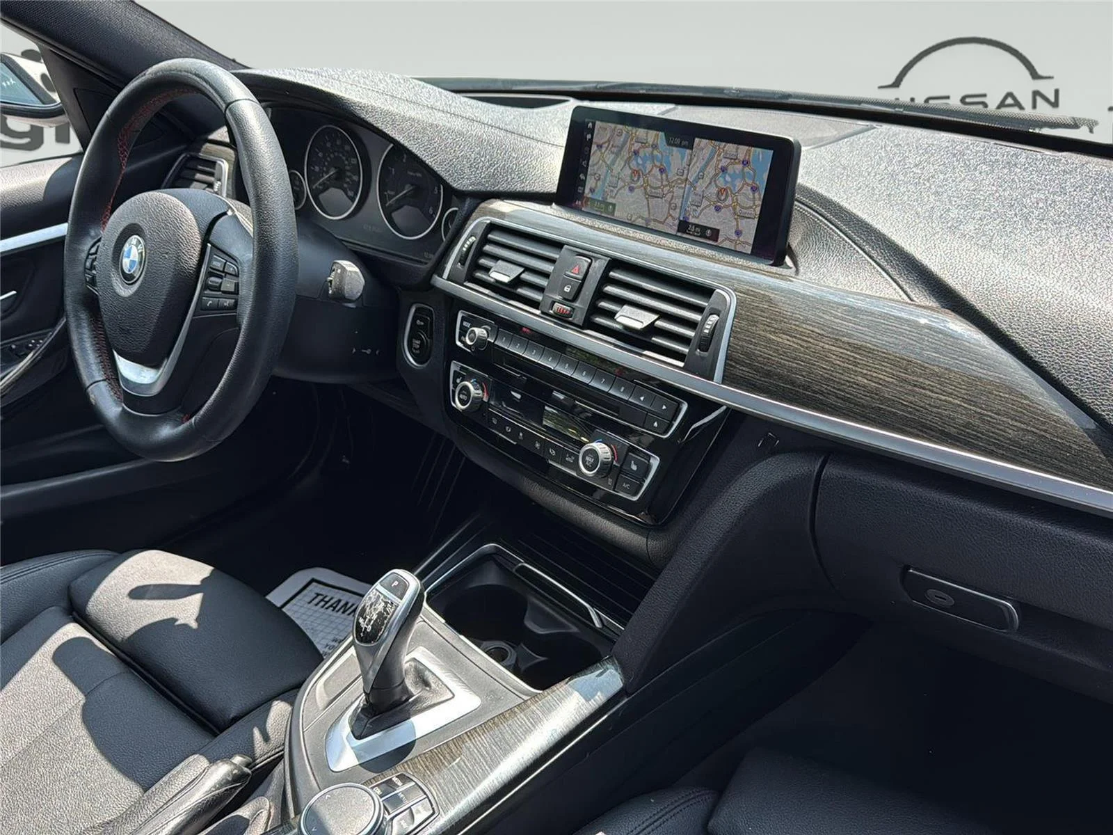 Used 2018 Alpine White BMW 328d image 33