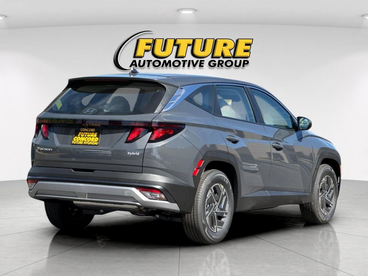 New 2026 Gray Hyundai SE image 3